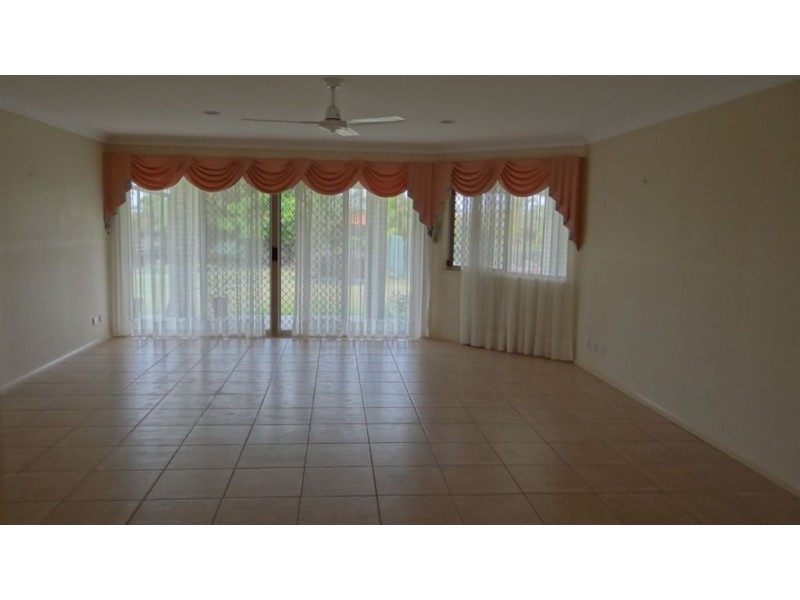 8 Cannaway Street, North Lakes QLD 4509