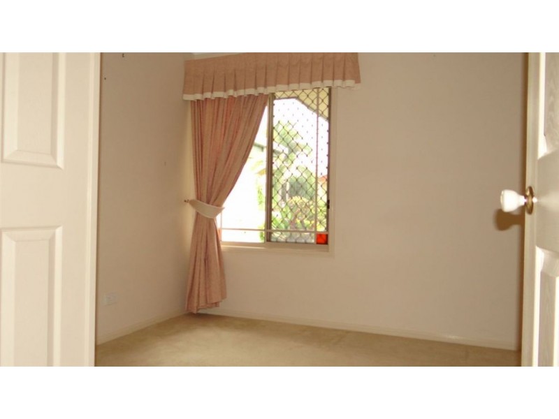 8 Cannaway Street, North Lakes QLD 4509