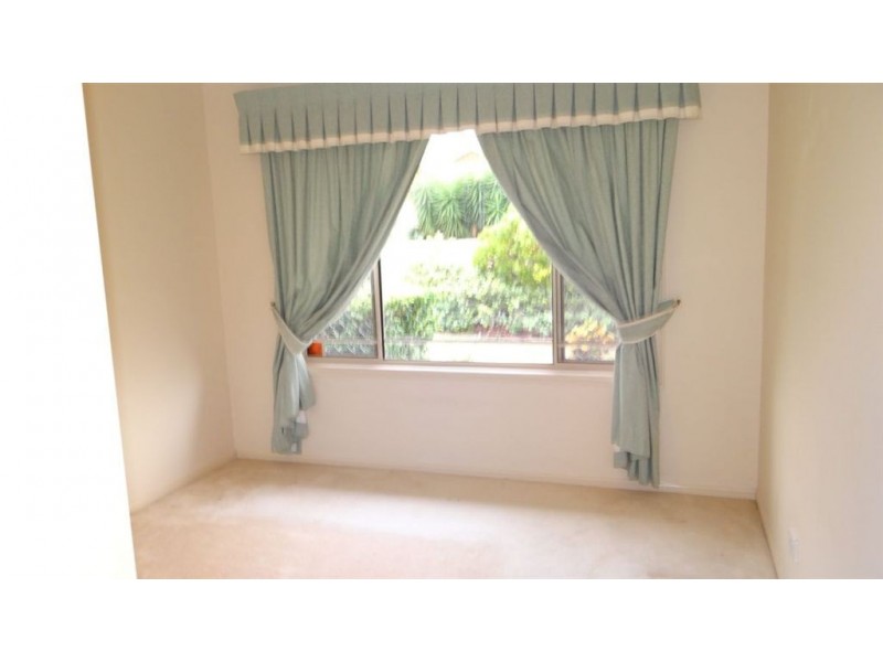 8 Cannaway Street, North Lakes QLD 4509