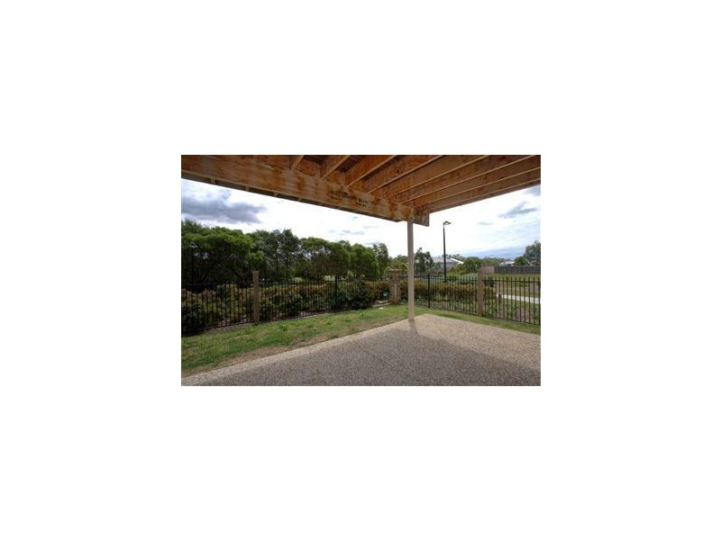 46 Elkington, North Lakes QLD 4509