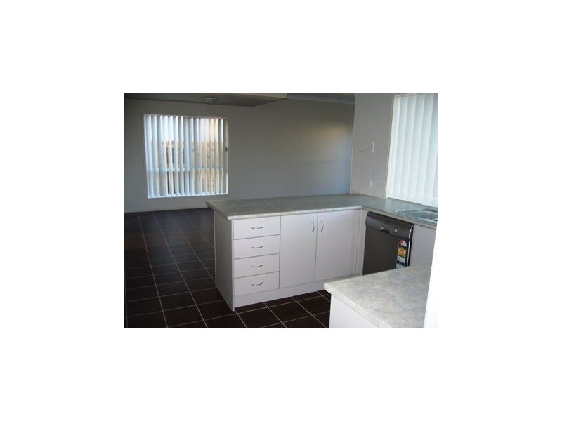 9 Petrie Crescent, Aspley QLD 4034