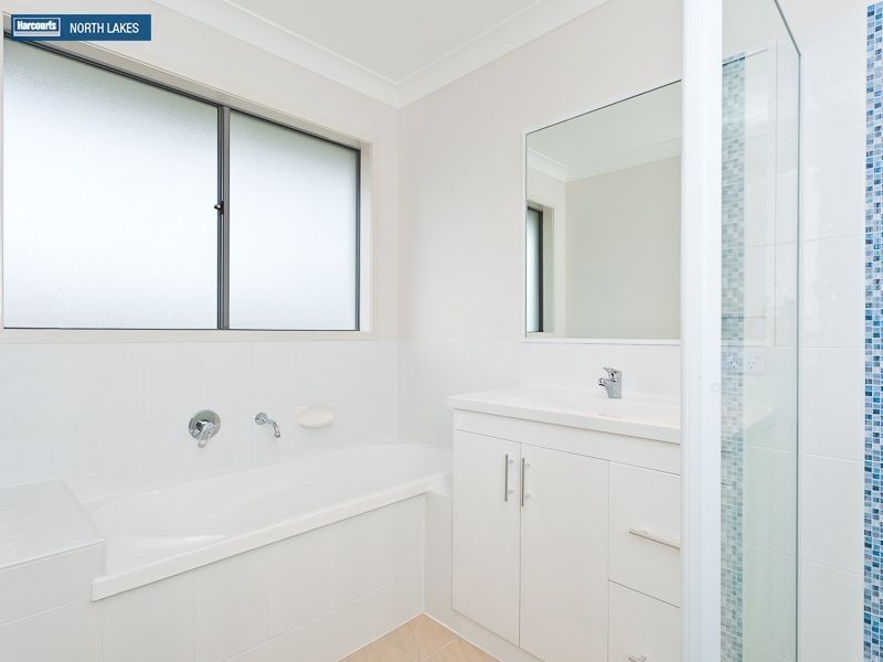 10 Melville parade, North Lakes QLD 4509