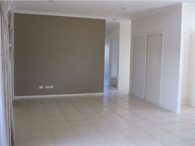 16 brockman st, North Lakes QLD 4509