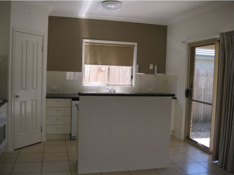16 brockman st, North Lakes QLD 4509