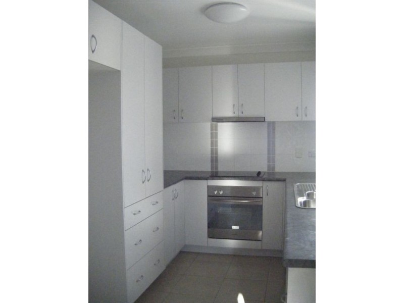 2/15 highcliffe Crescent, North Lakes QLD 4509