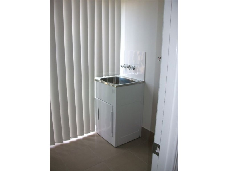 2/15 highcliffe Crescent, North Lakes QLD 4509