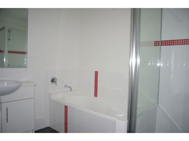 2/5 Kangaroo Street, North Lakes QLD 4509