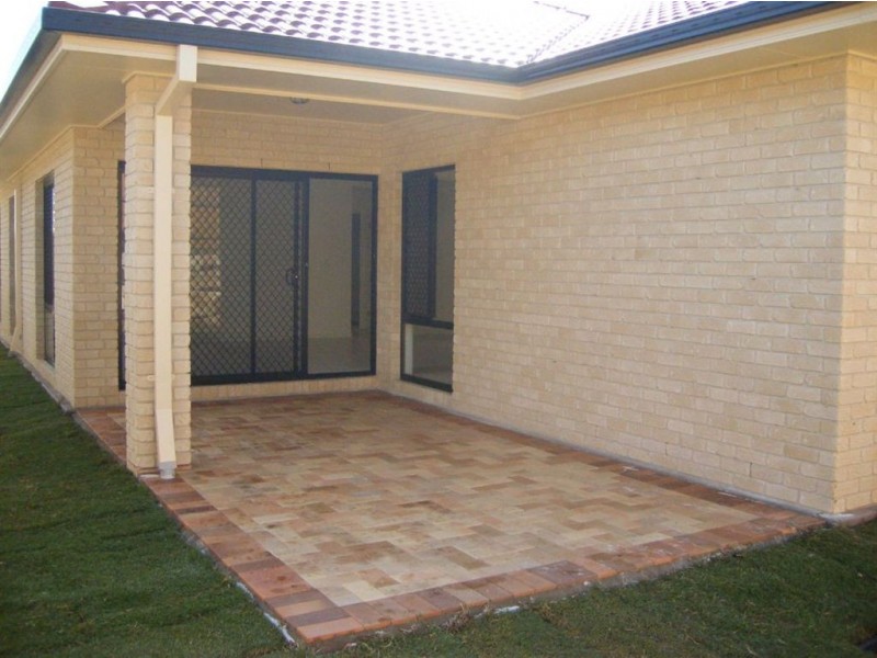 63 Kurrajong Circuit, North Lakes QLD 4509