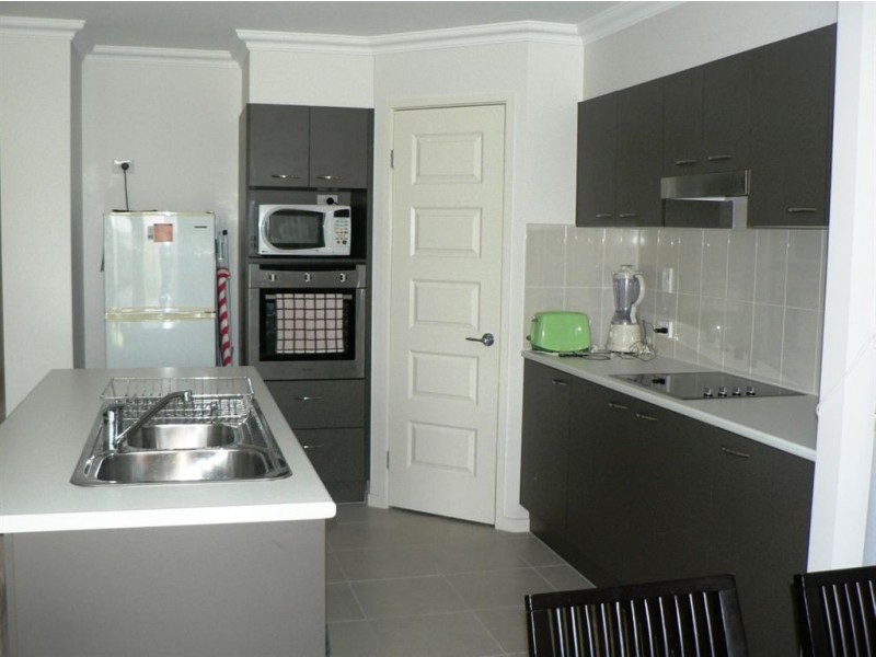 56 Sunstone Circuit, Mango Hill QLD 4509