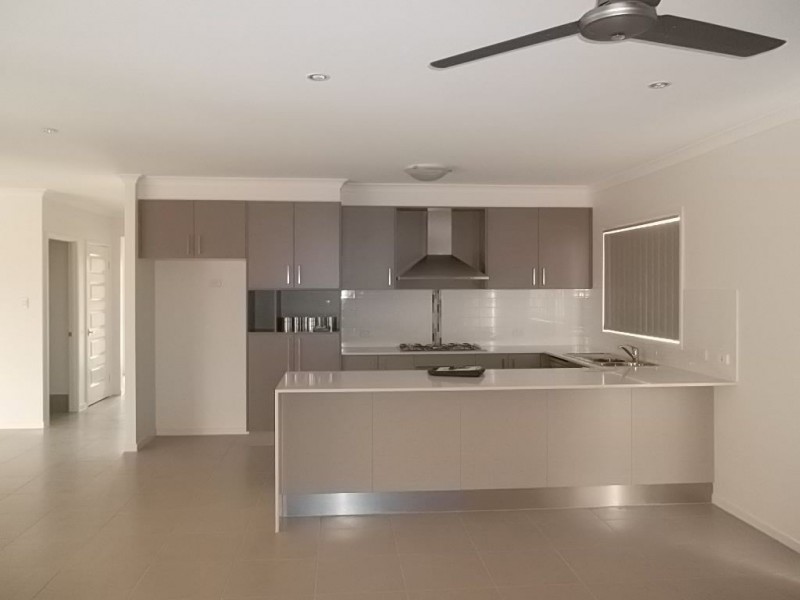 216 MacDonald Drive, Narangba QLD 4504