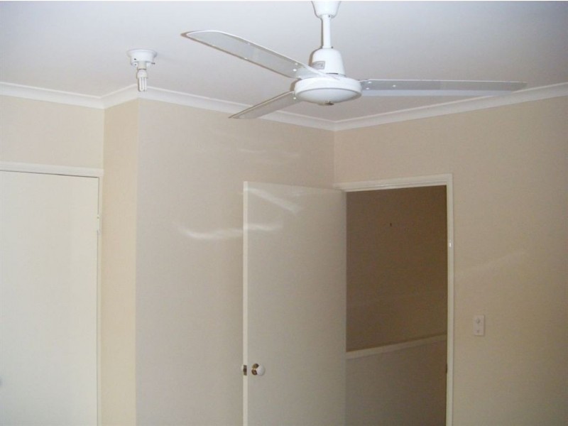 4/7 Bailey Street, Woody Point QLD 4019