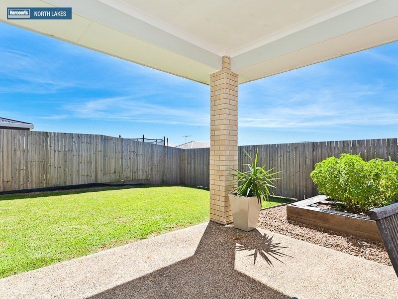 15 Chrysler Parade, North Lakes QLD 4509