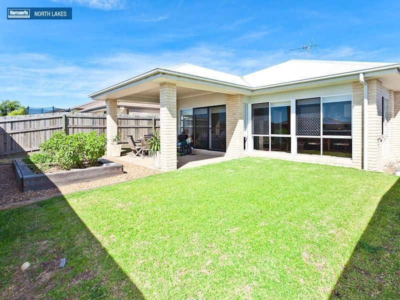 15 Chrysler Parade, North Lakes QLD 4509