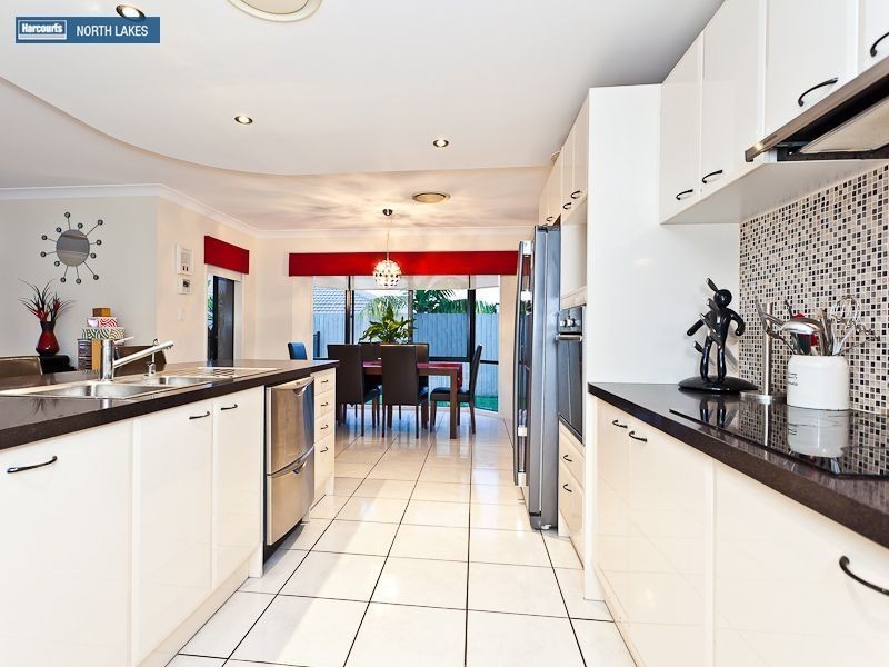 2 Peron Crescent, North Lakes QLD 4509