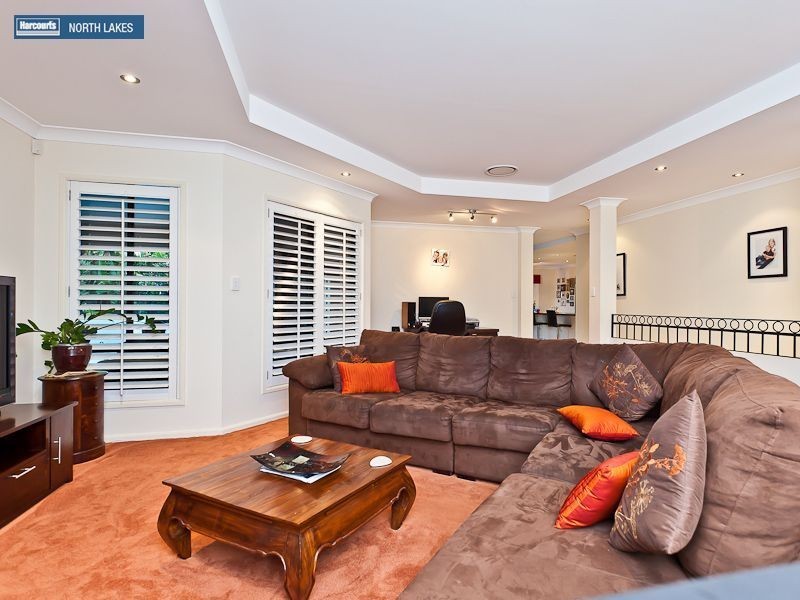 2 Peron Crescent, North Lakes QLD 4509