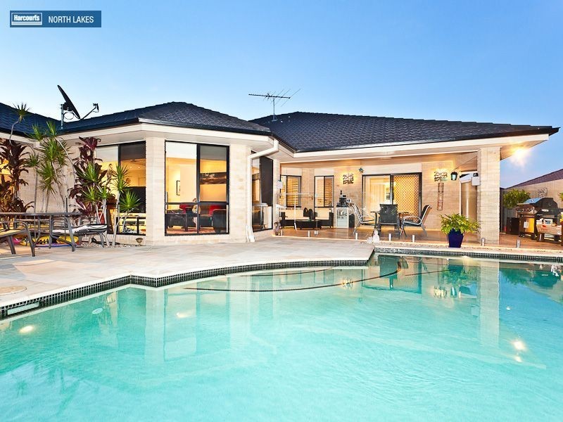 2 Peron Crescent, North Lakes QLD 4509