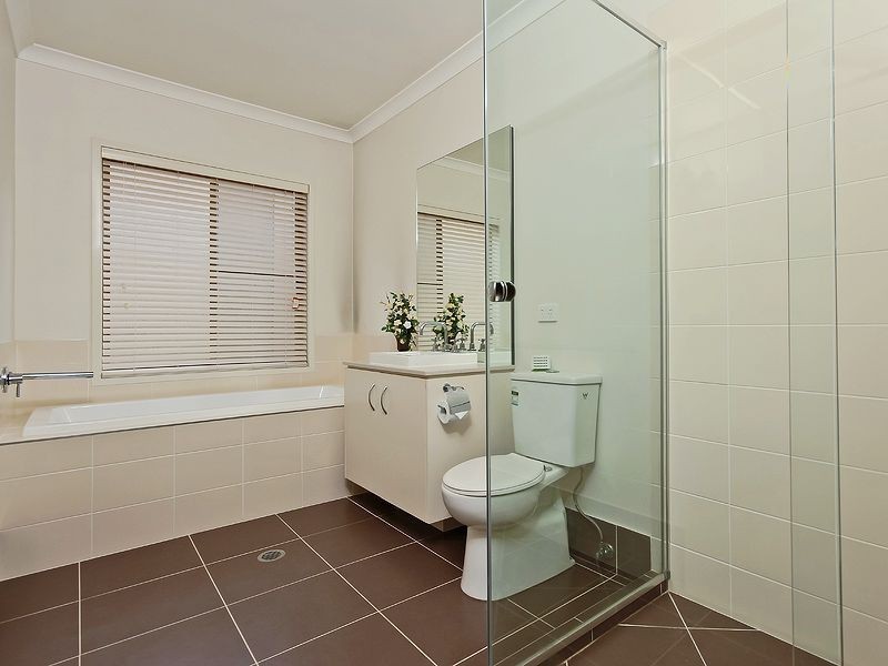 38 Menara Circuit, North Lakes QLD 4509