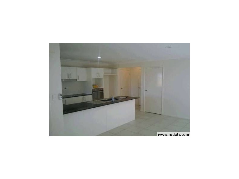 4 Montgomerie Parade, North Lakes QLD 4509