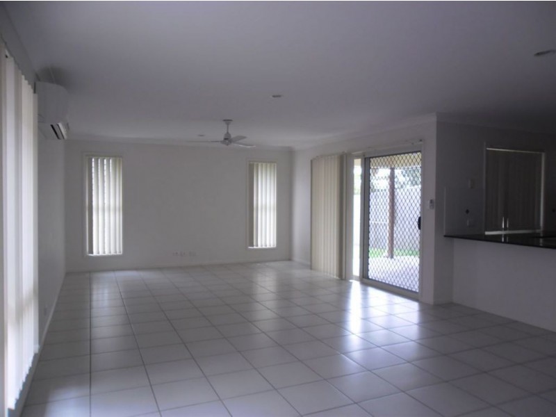 6 Franklin Street, North Lakes QLD 4509