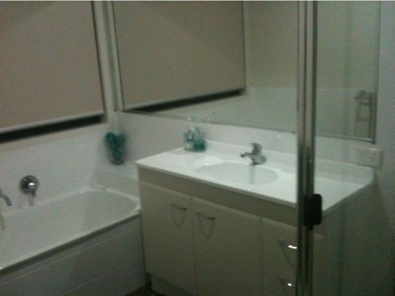 10 Chrysler Parade, North Lakes QLD 4509