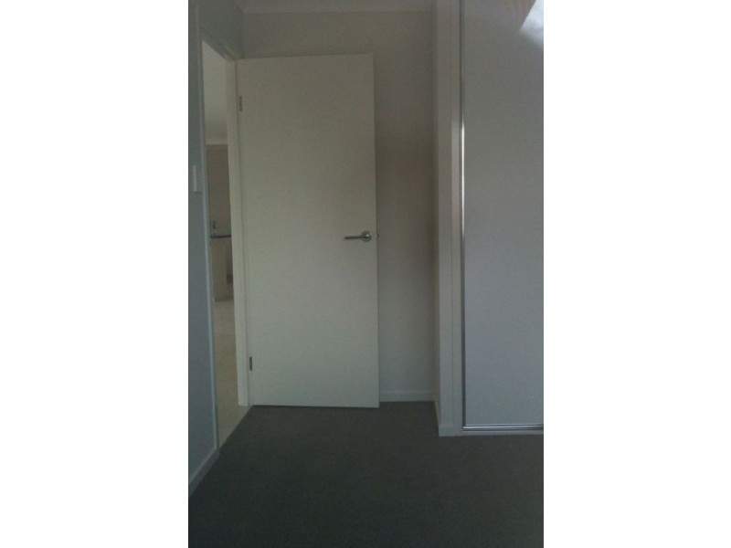 10 Chrysler Parade, North Lakes QLD 4509