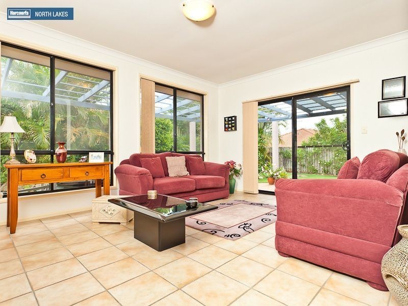 32 Chilton Crescent, North Lakes QLD 4509