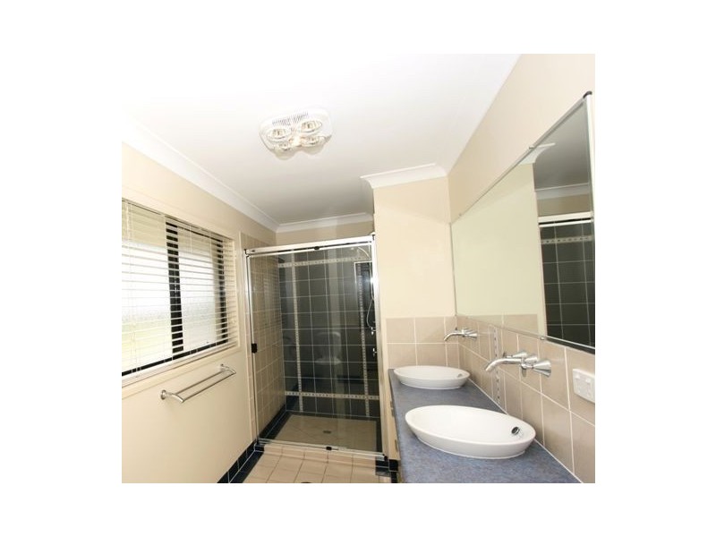 1 Greygum Street, North Lakes QLD 4509