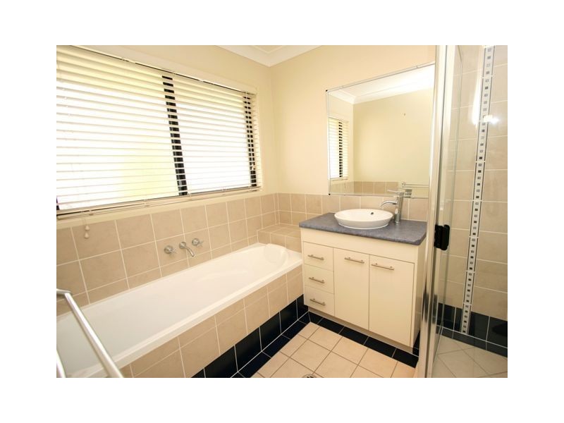 1 Greygum Street, North Lakes QLD 4509