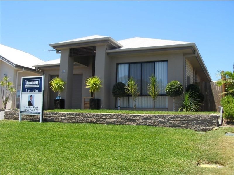 17 Planigale Crescent, North Lakes QLD 4509
