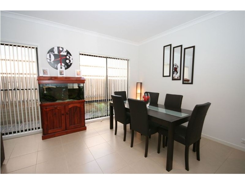 17 Planigale Crescent, North Lakes QLD 4509