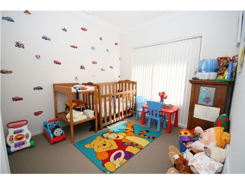 17 Planigale Crescent, North Lakes QLD 4509