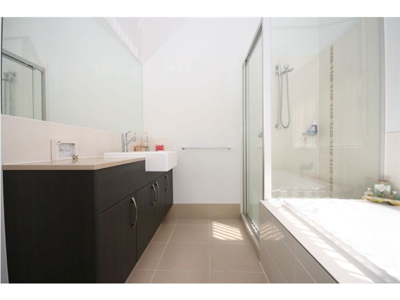 17 Planigale Crescent, North Lakes QLD 4509