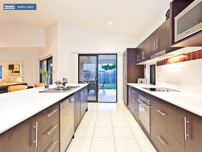 6 Burgan Place, North Lakes QLD 4509