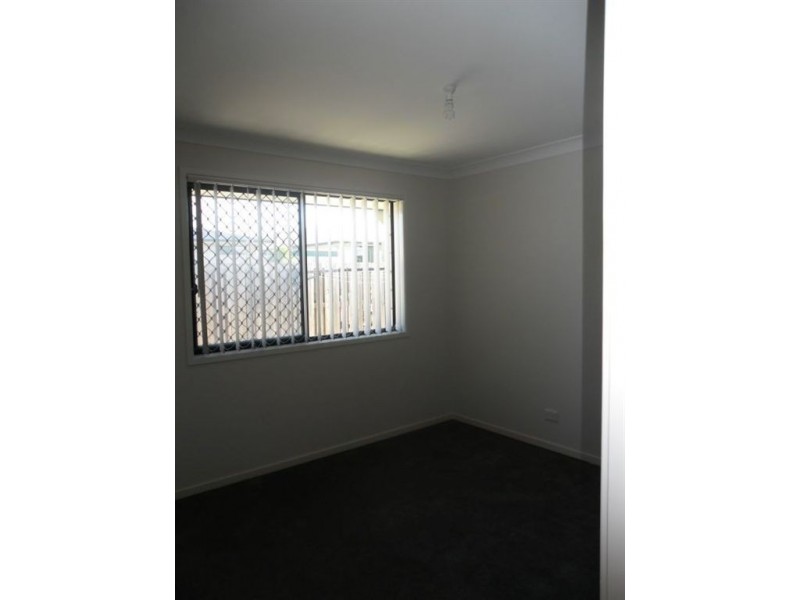 10 Chrysler Parade, North Lakes QLD 4509