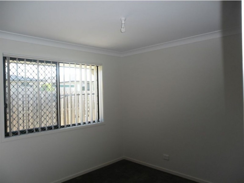 10 Chrysler Parade, North Lakes QLD 4509