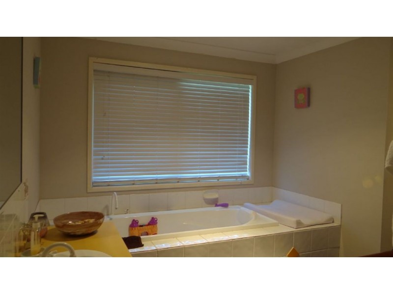 4 Guava Place, Narangba QLD 4504