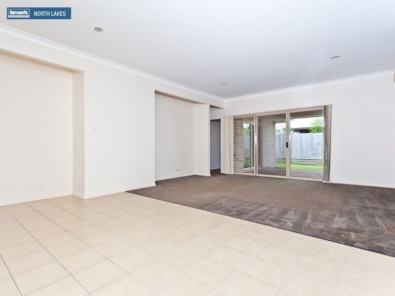 25 Planigale Crescent, North Lakes QLD 4509