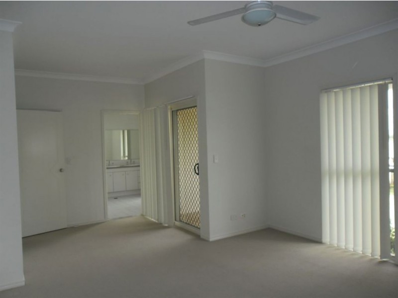 14 Glider Street, North Lakes QLD 4509