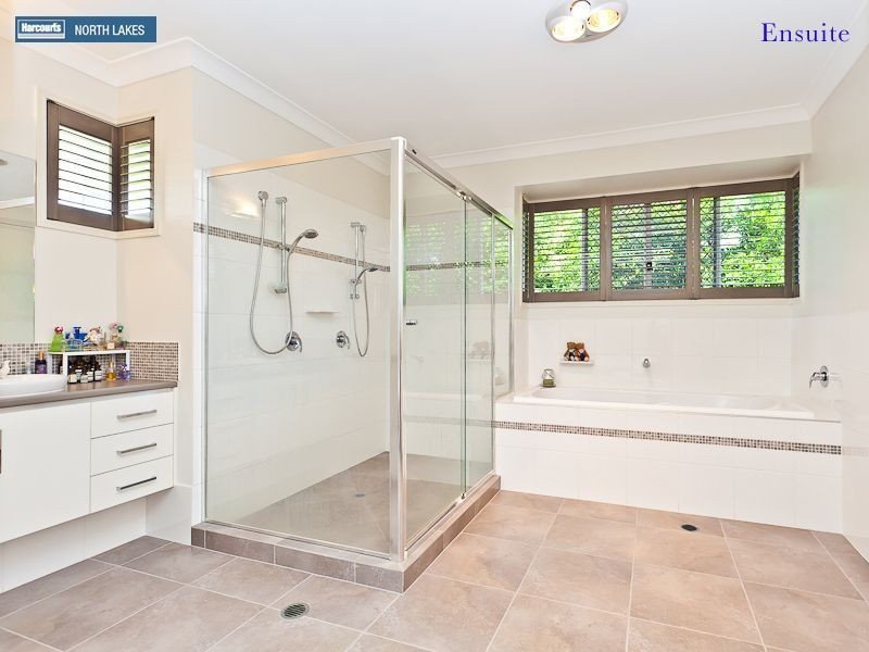 24 Forrestal Circuit, North Lakes QLD 4509