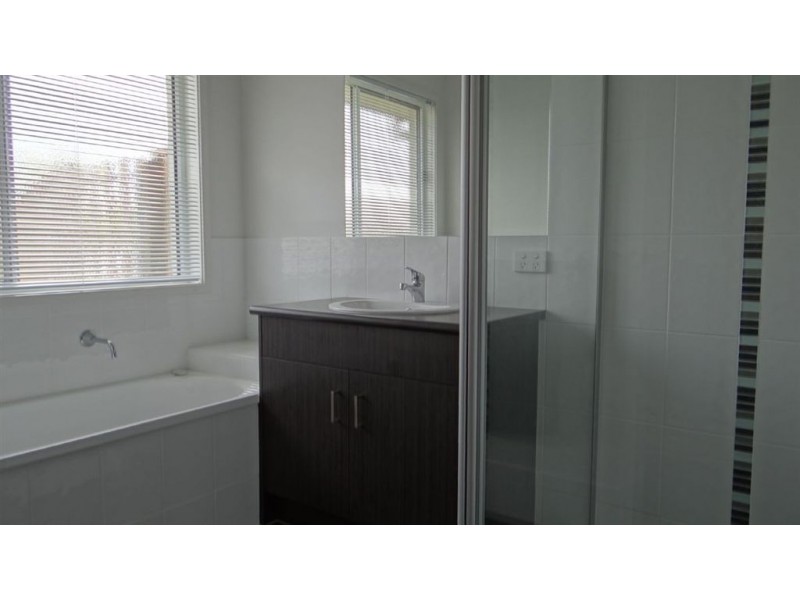 18 Merion Crescent, North Lakes QLD 4509