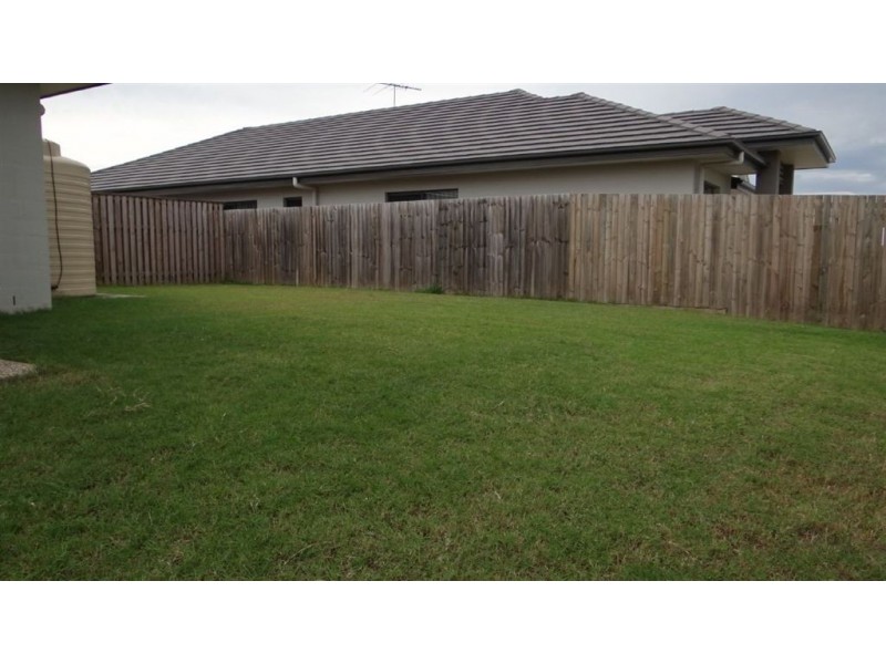 18 Merion Crescent, North Lakes QLD 4509