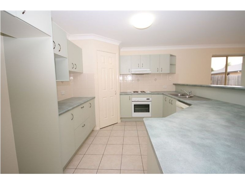 32 Alexandra Avenue, North Lakes QLD 4509