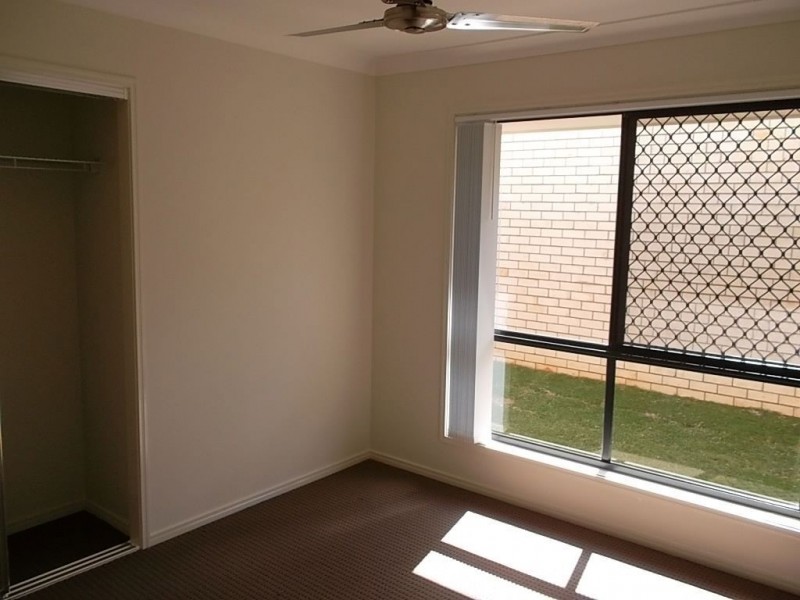 27 Bellthorpe Circuit, Kallangur QLD 4503