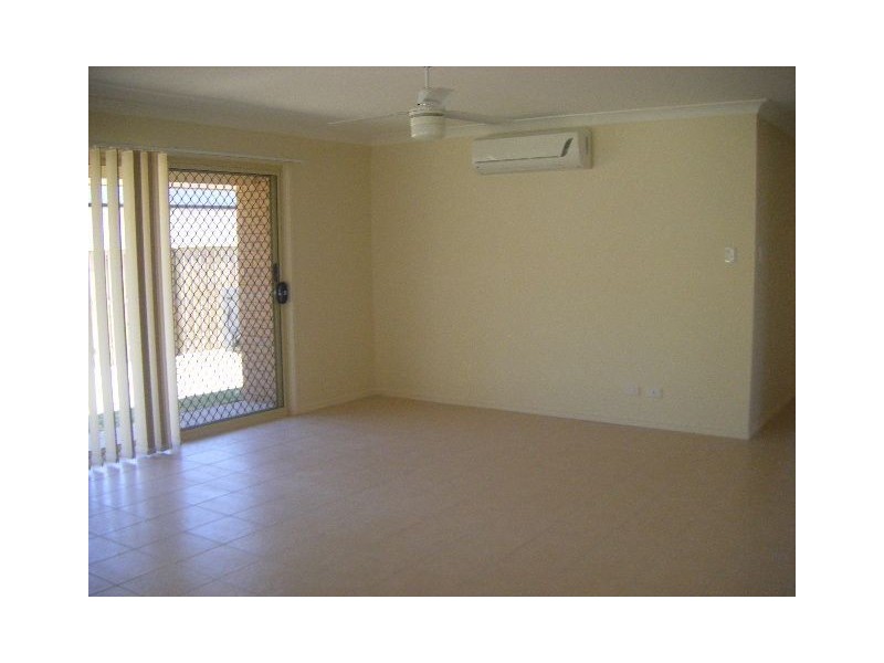 12 Wakeham Street, Kallangur QLD 4503