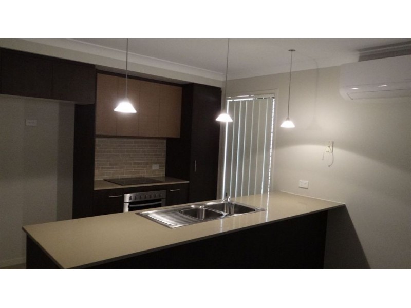 6 McIlwaith Street, North Lakes QLD 4509