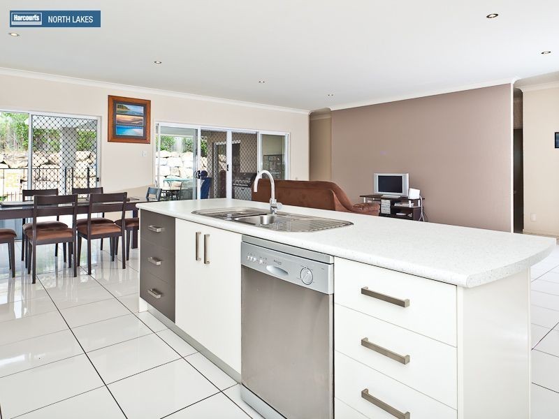 35 Echidna Parade, North Lakes QLD 4509