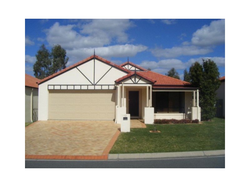 12 Sandpiper Avenue, North Lakes QLD 4509