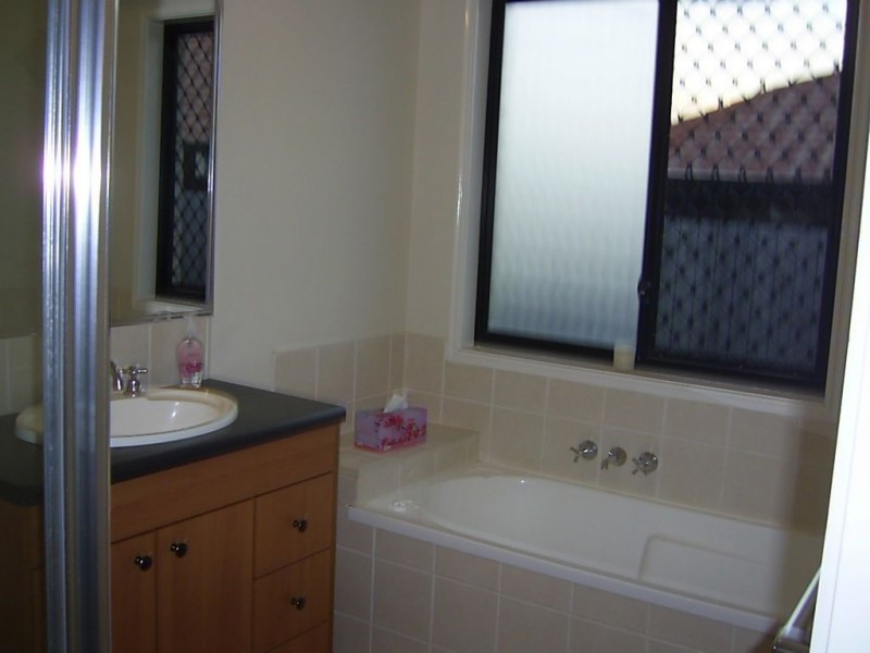 10 Willandra Parade, North Lakes QLD 4509