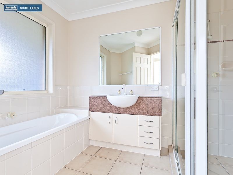 33 Heathcote Avenue, North Lakes QLD 4509