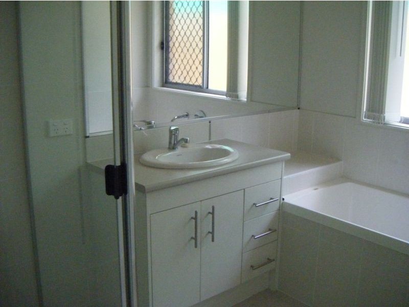 15 First Street, North Lakes QLD 4509